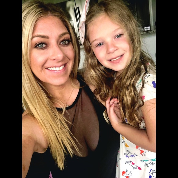 Meet me 💖 - Picture 16 of 16